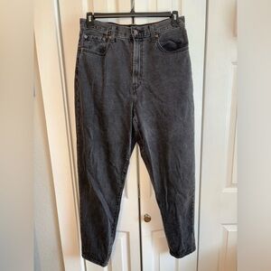 Levi’s Women’s High Loose Taper Black Jeans (US 12)